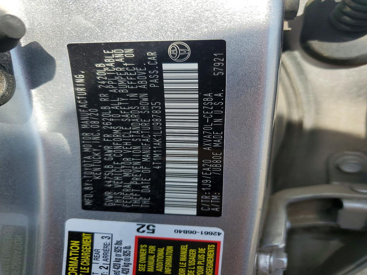 2020 TOYOTA CAMRY SE photo 12