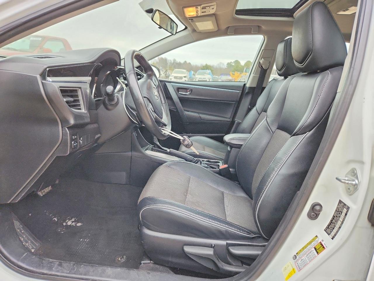 2016 TOYOTA COROLLA S PLUS photo 7