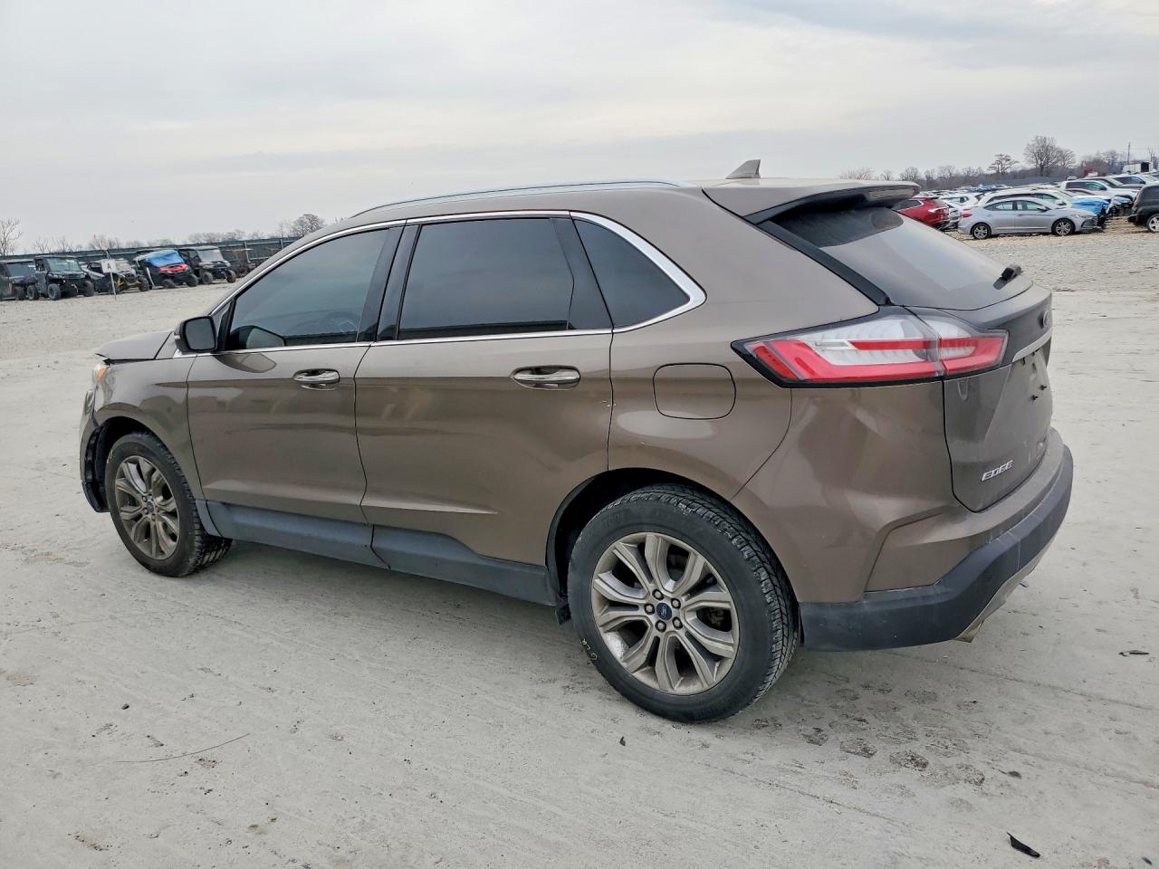 2019 FORD EDGE TITANIUM photo 2