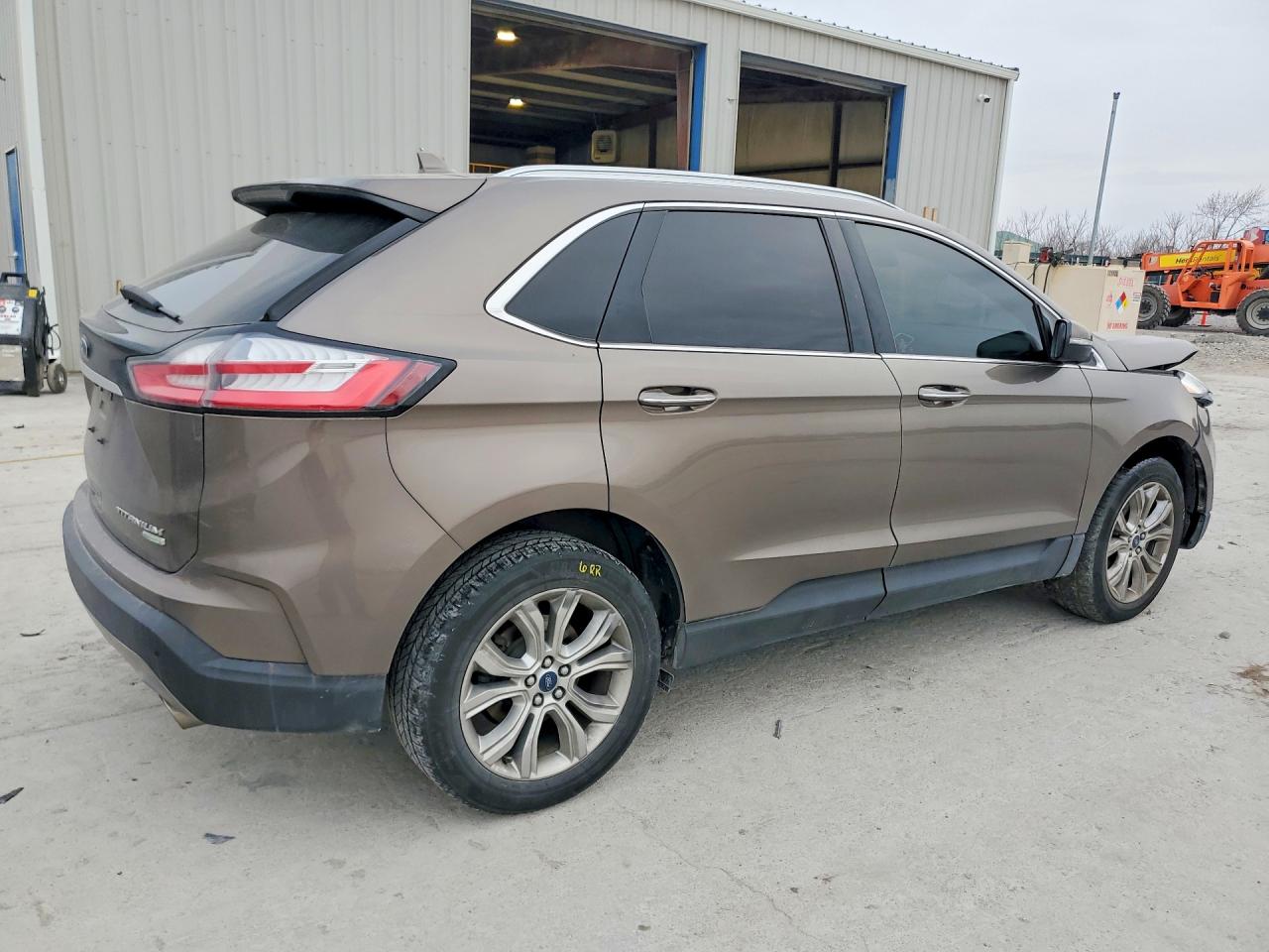 2019 FORD EDGE TITANIUM photo 3