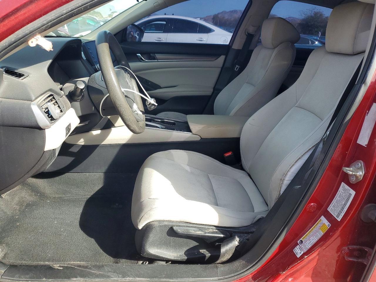 2020 HONDA ACCORD LX photo 7