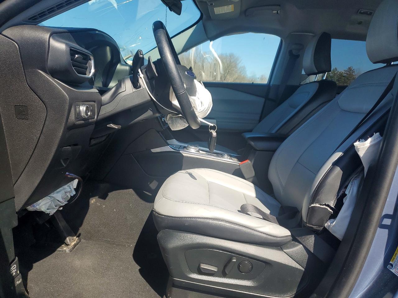2021 FORD EXPLORER XLT photo 13