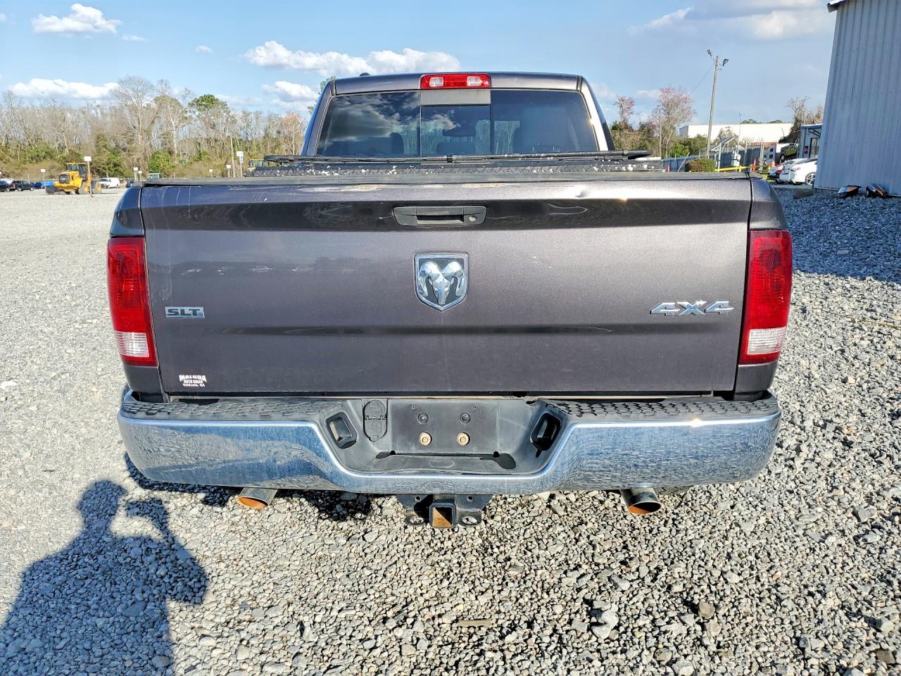 2014 RAM 1500 SLT photo 6