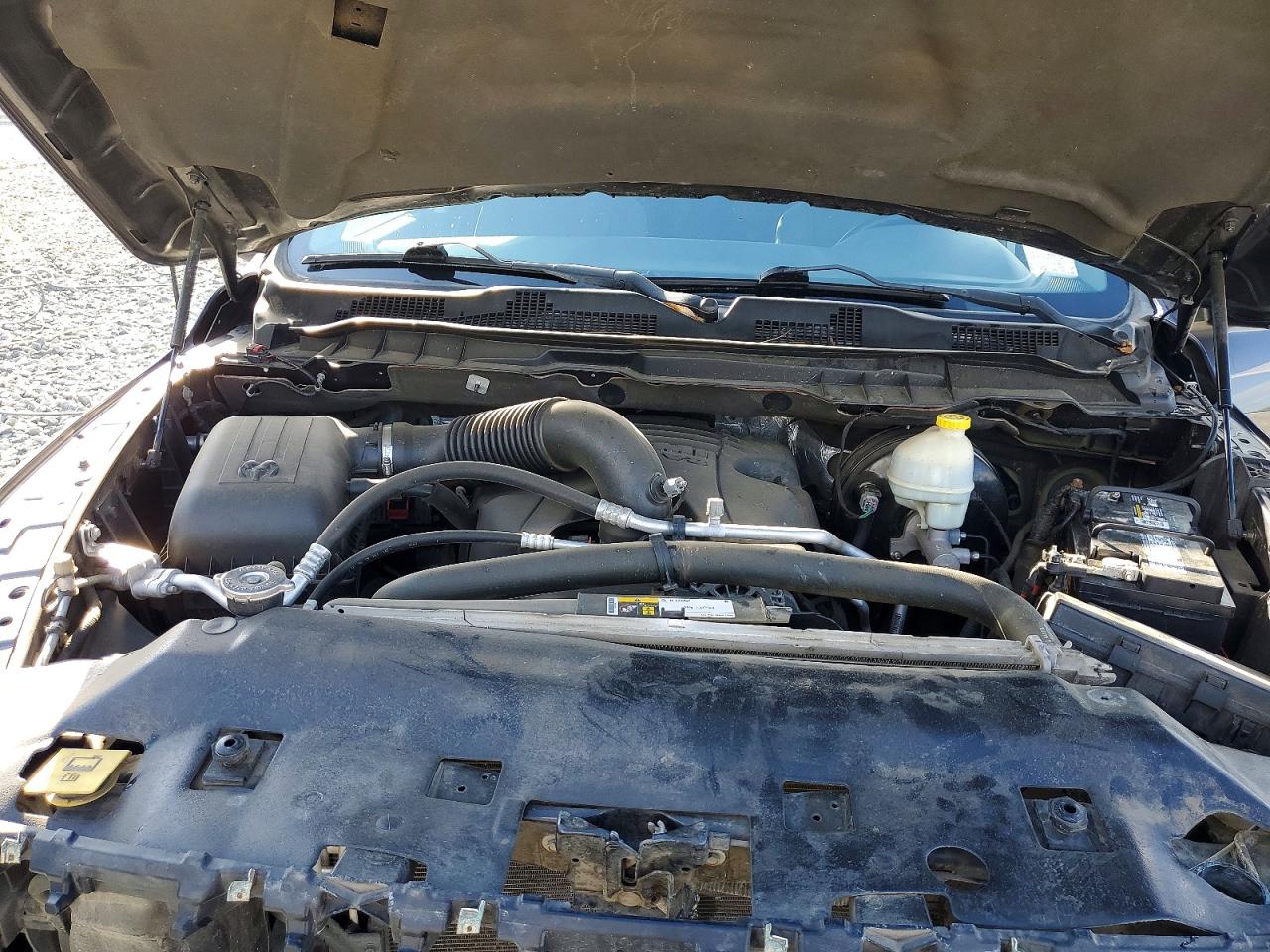 2014 RAM 1500 SLT photo 11