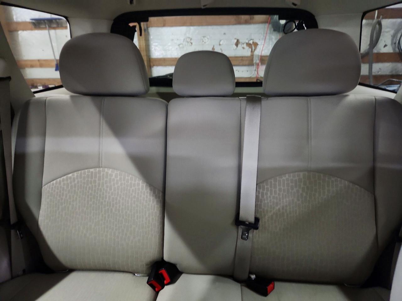 2010 MERCURY MARINER photo 10