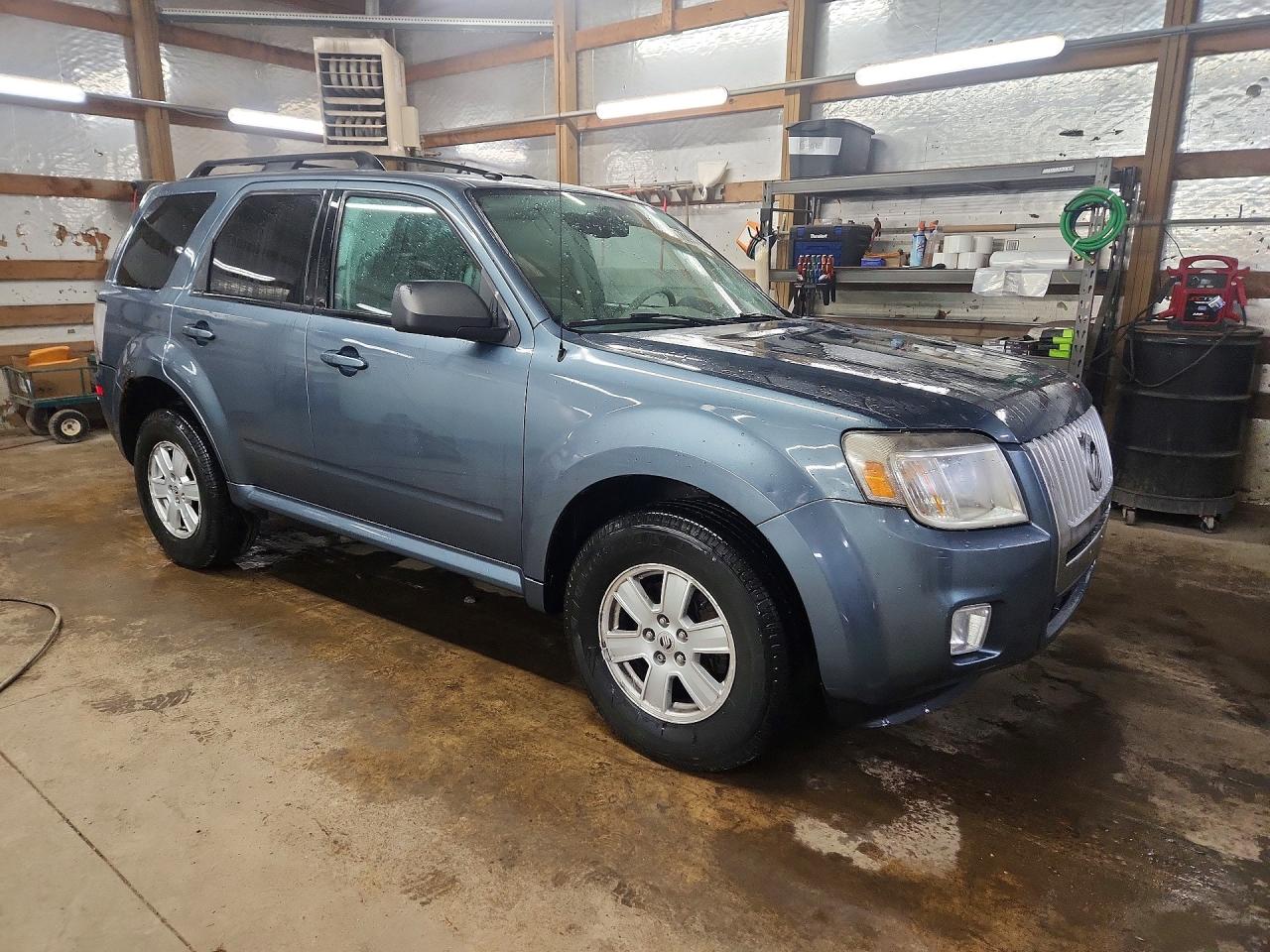 2010 MERCURY MARINER photo 4
