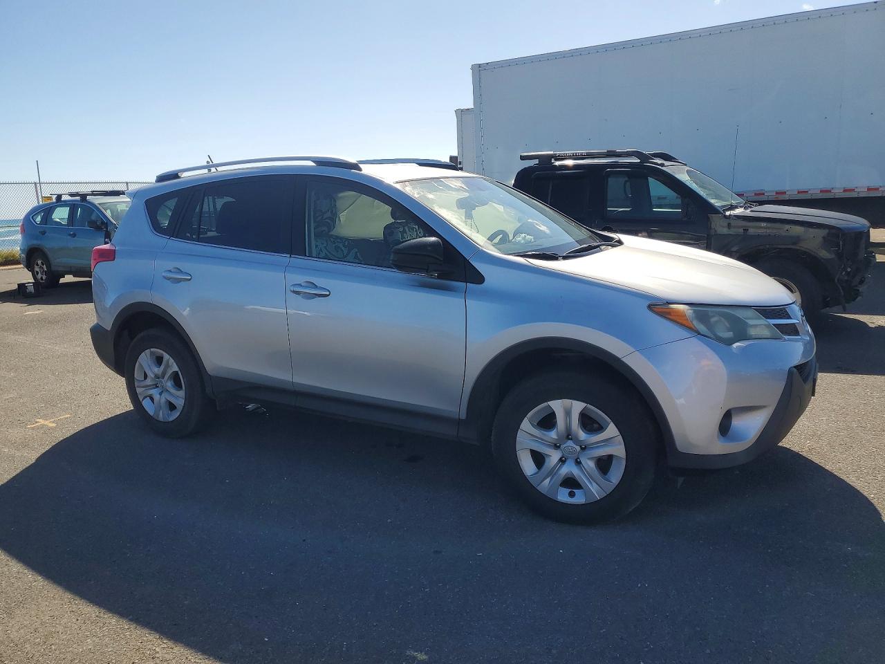 2014 TOYOTA RAV4 LE photo 4