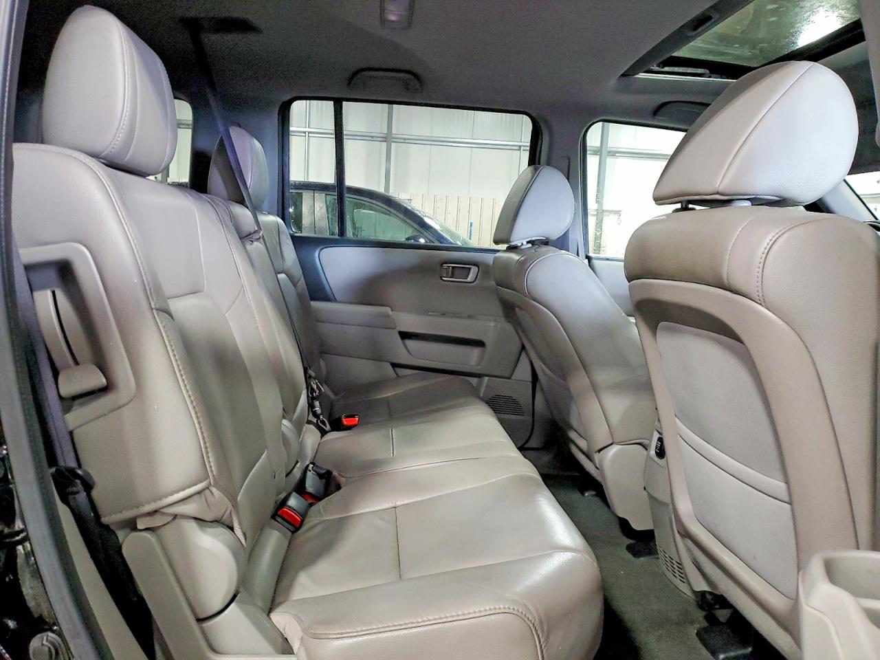 2015 HONDA PILOT EXL photo 11