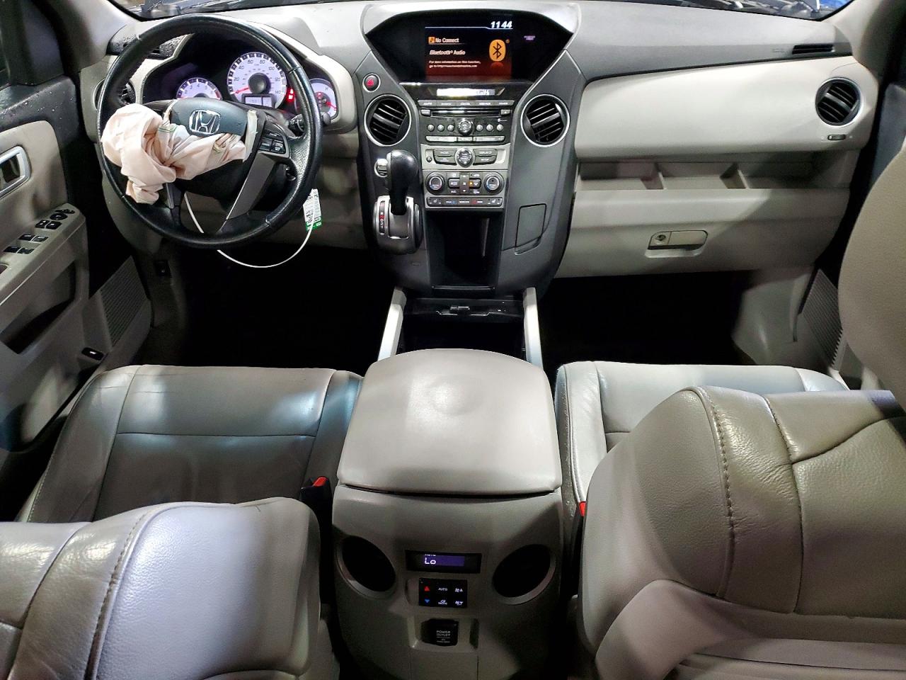2015 HONDA PILOT EXL photo 8