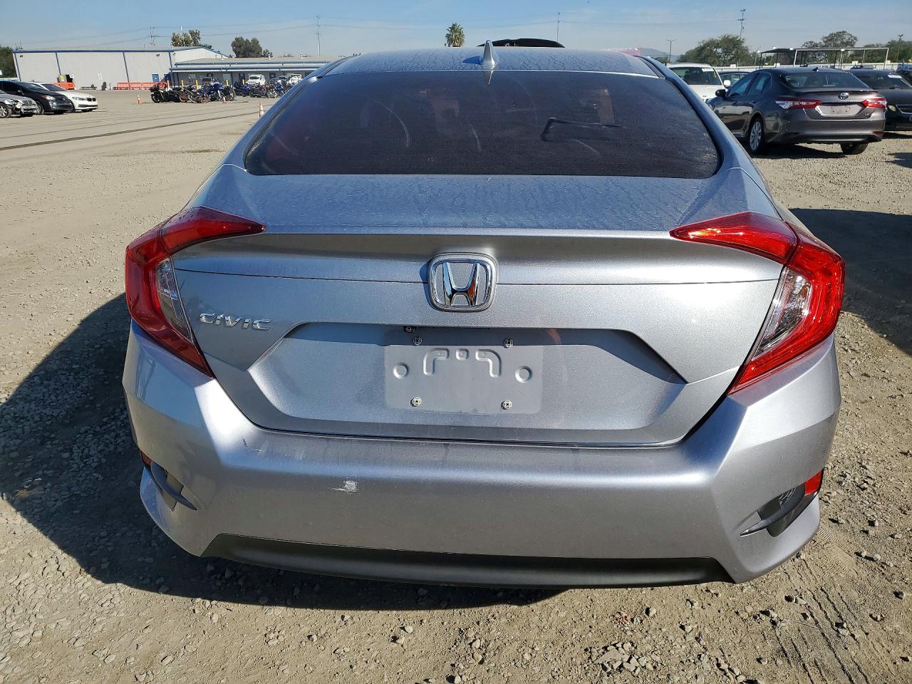 2017 HONDA CIVIC EX photo 6