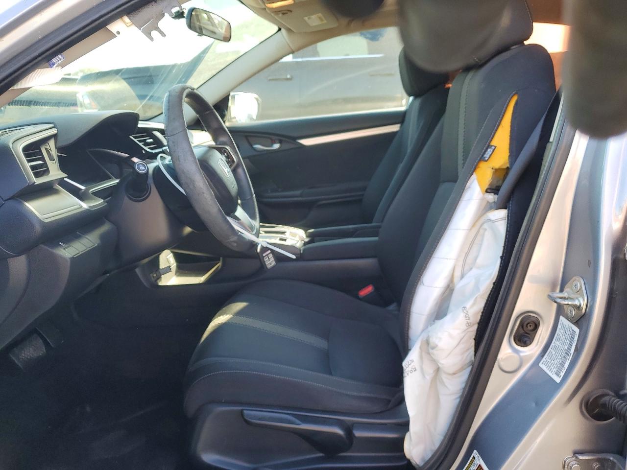 2017 HONDA CIVIC EX photo 7