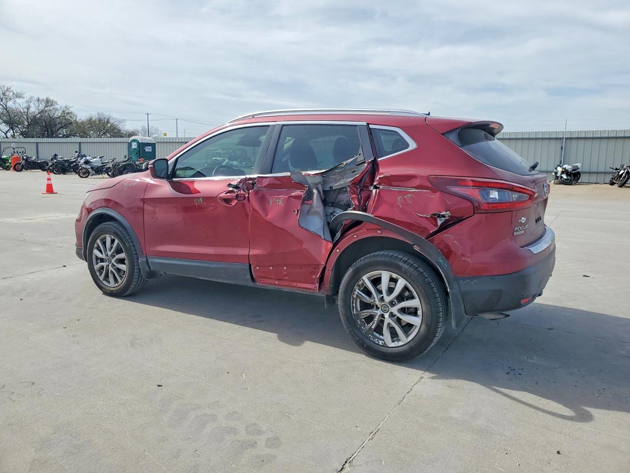 2020 NISSAN ROGUE SPORT SV photo 2