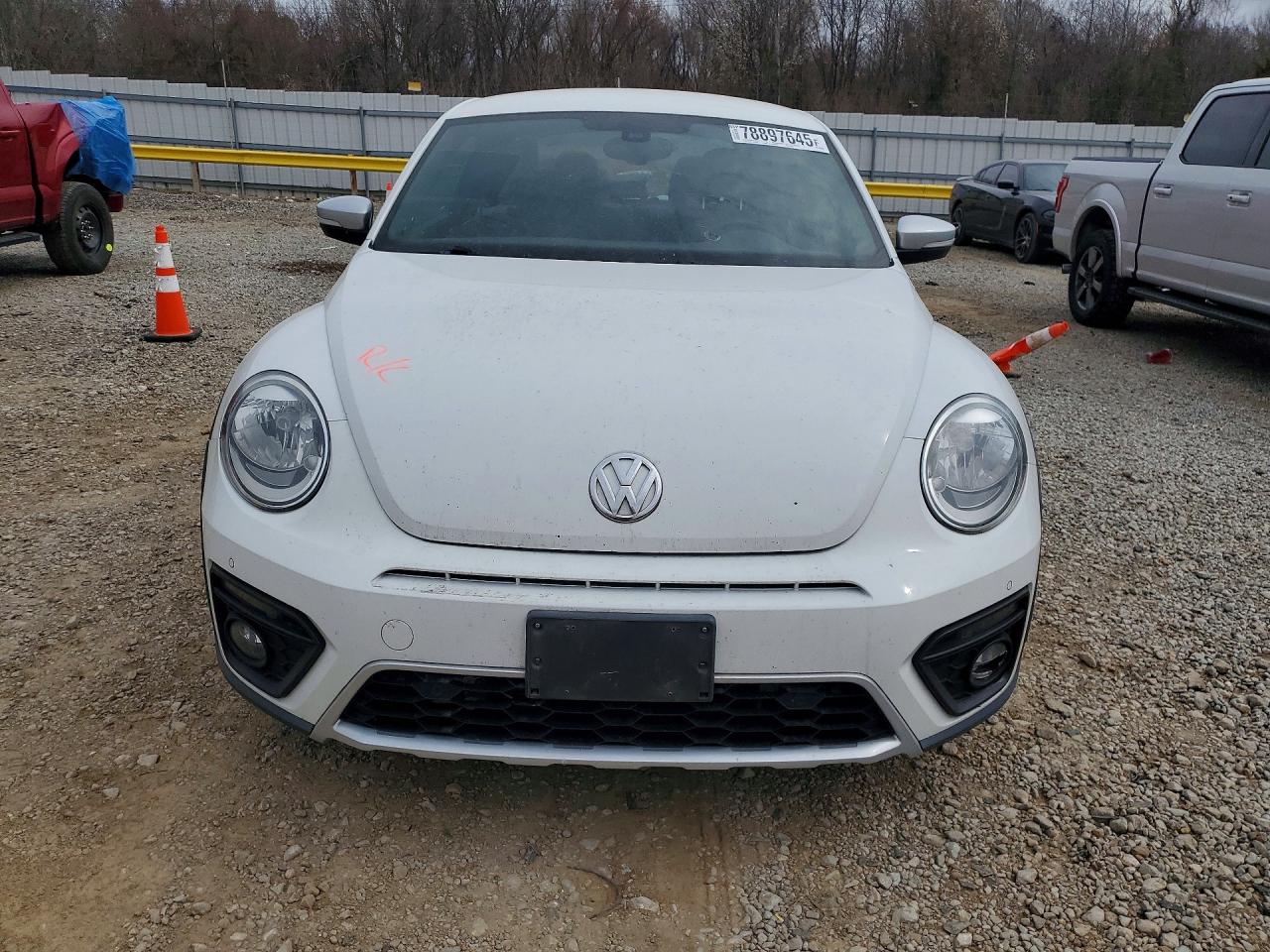 2016 VOLKSWAGEN BEETLE DUNE photo 9