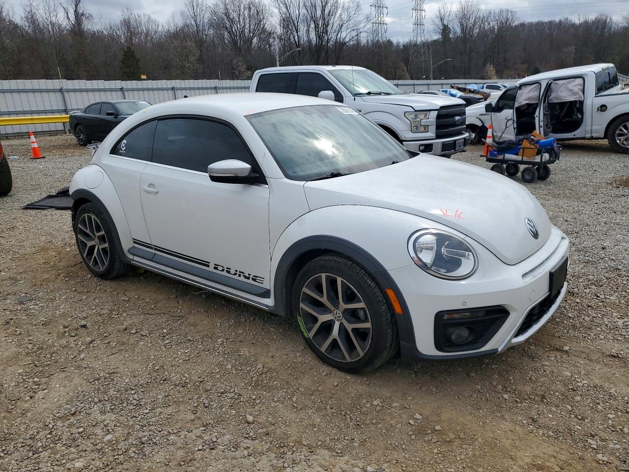 2016 VOLKSWAGEN BEETLE DUNE photo 7