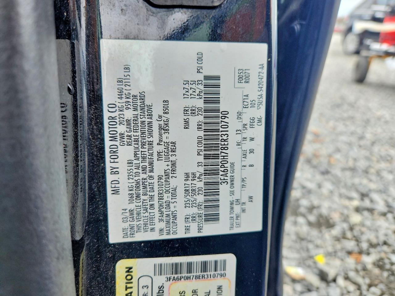 2014 FORD FUSION SE photo 23