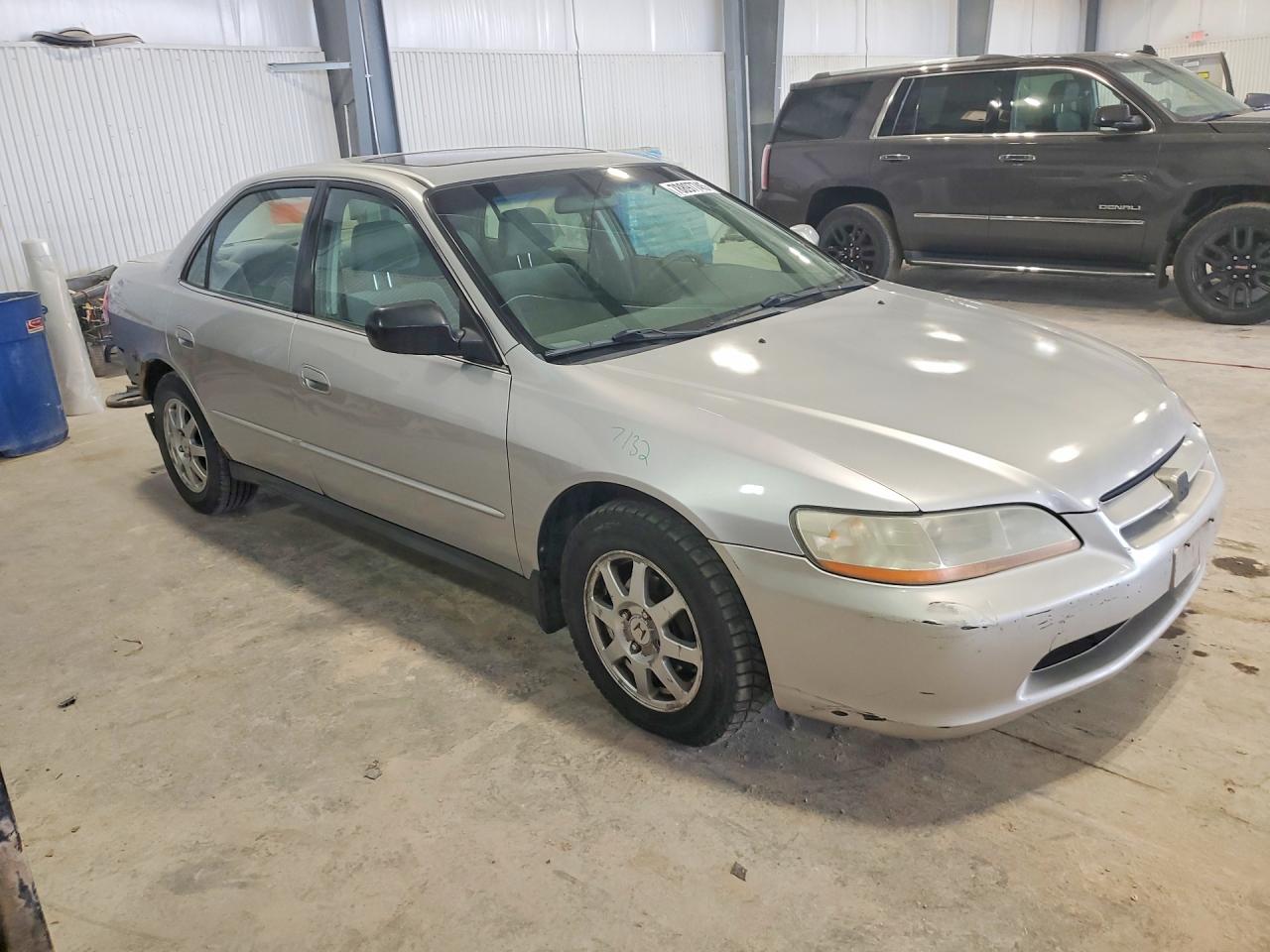 2002 HONDA ACCORD SE photo 4