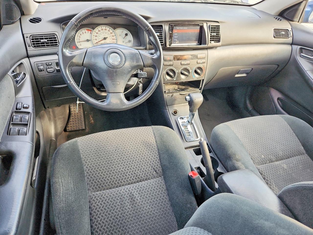 2006 TOYOTA COROLLA S photo 8