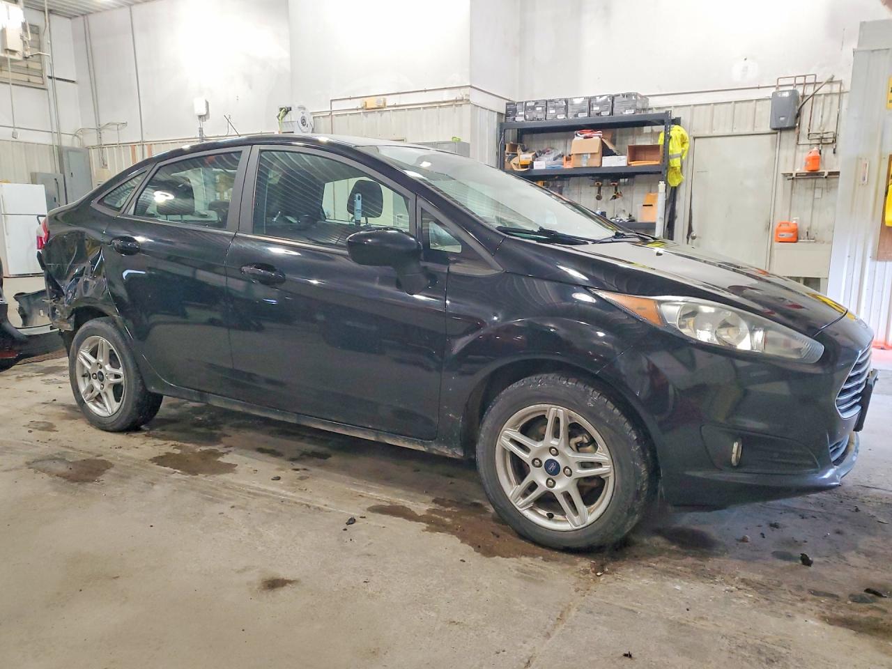 2019 FORD FIESTA SE photo 10