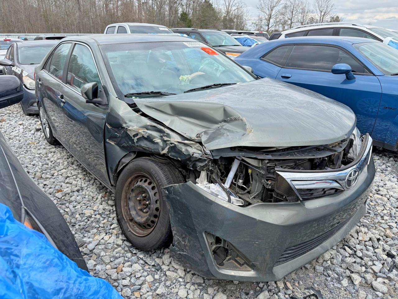 2012 TOYOTA CAMRY LE photo 4