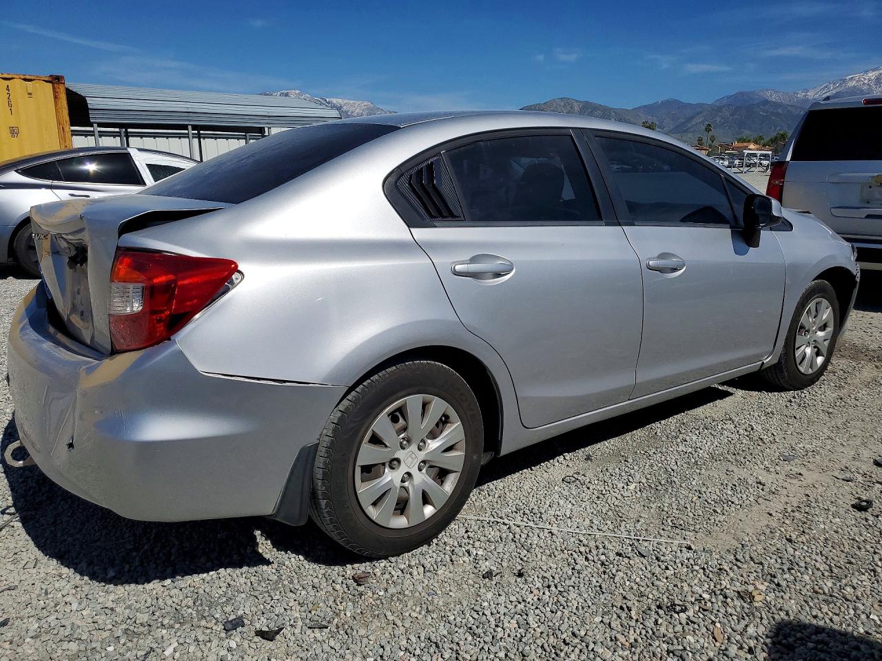 2012 HONDA CIVIC LX photo 3