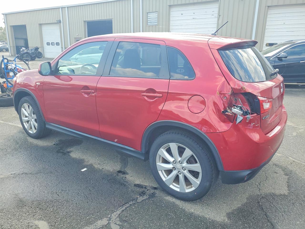 2014 MITSUBISHI OUTLANDER SPORT ES photo 2