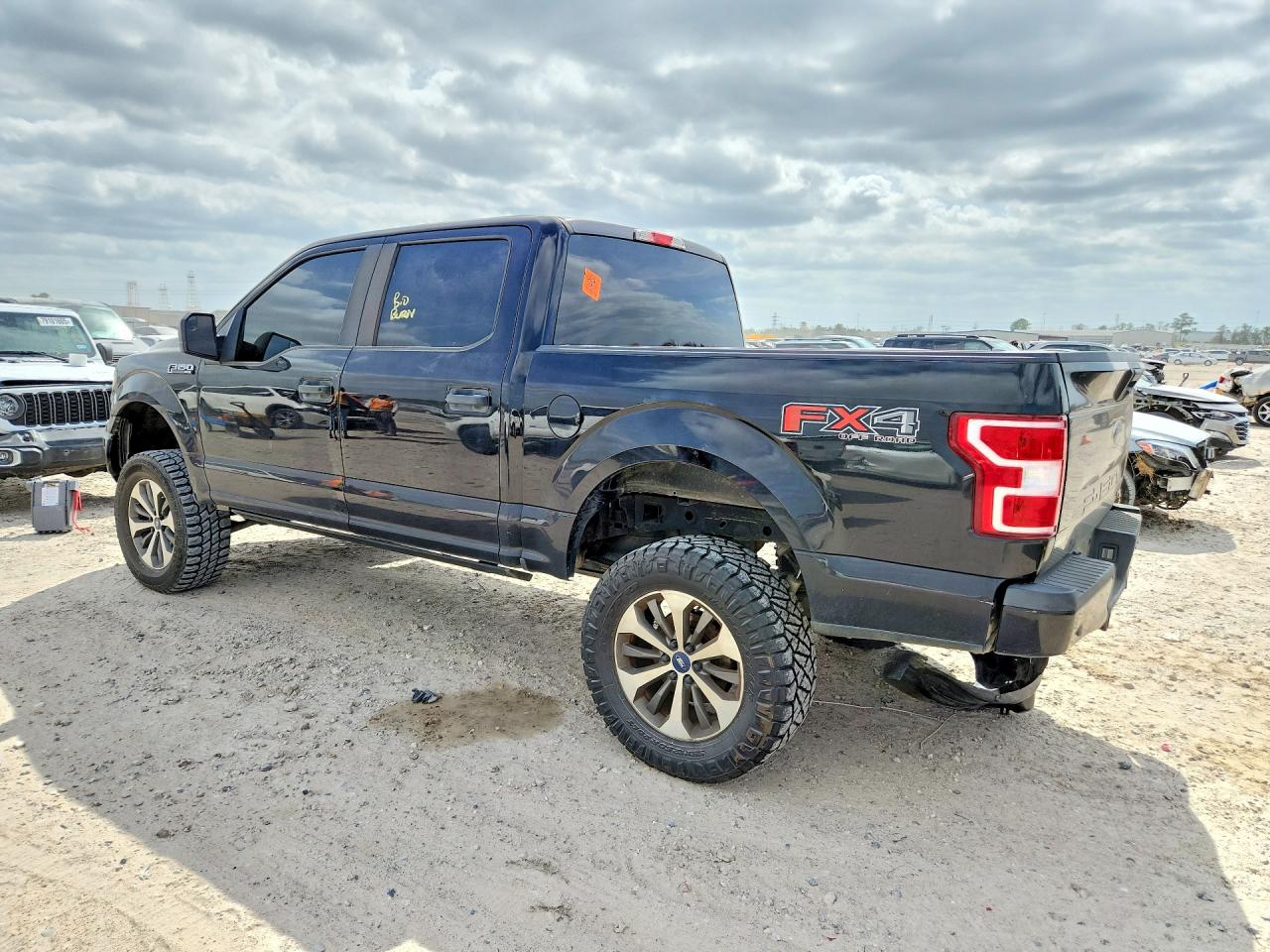 2019 FORD F150 SUPERCREW photo 2
