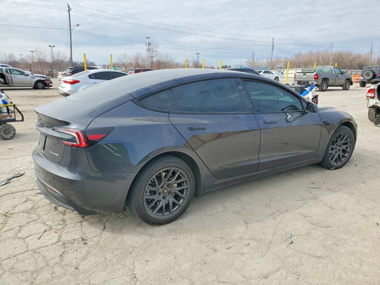 2024 TESLA MODEL 3 photo 3