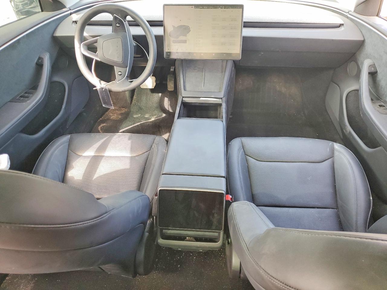 2024 TESLA MODEL 3 photo 8
