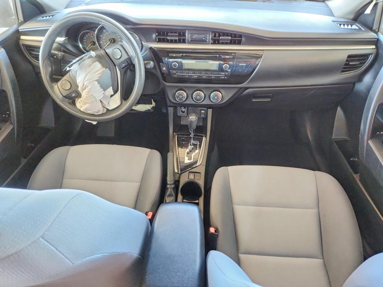 2015 TOYOTA COROLLA L photo 22