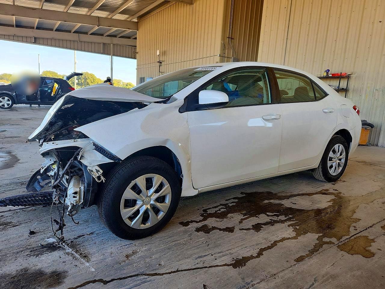 2015 TOYOTA COROLLA