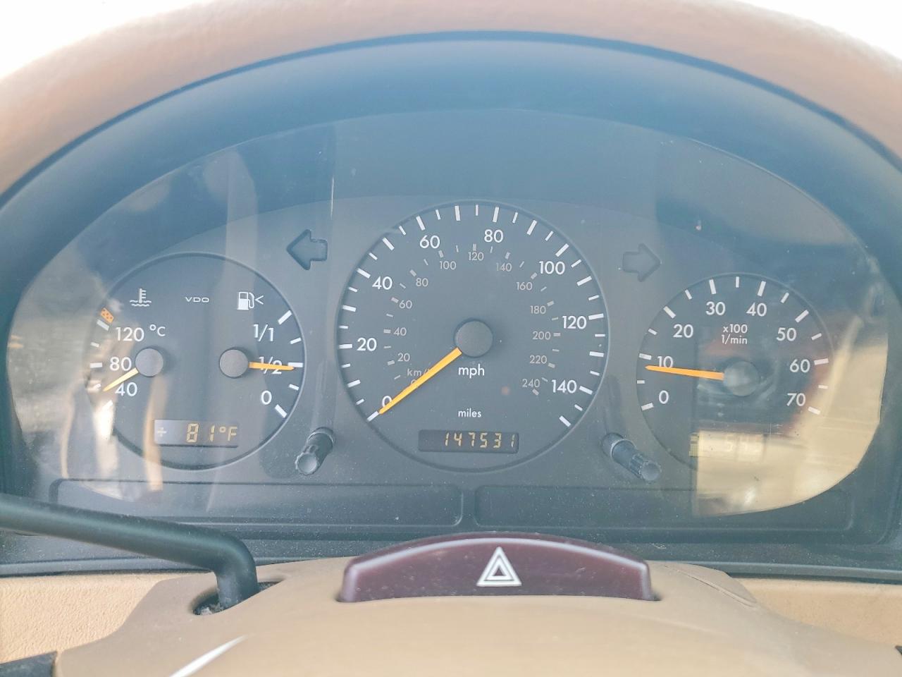 2002 MERCEDES-BENZ ML 320 photo 9