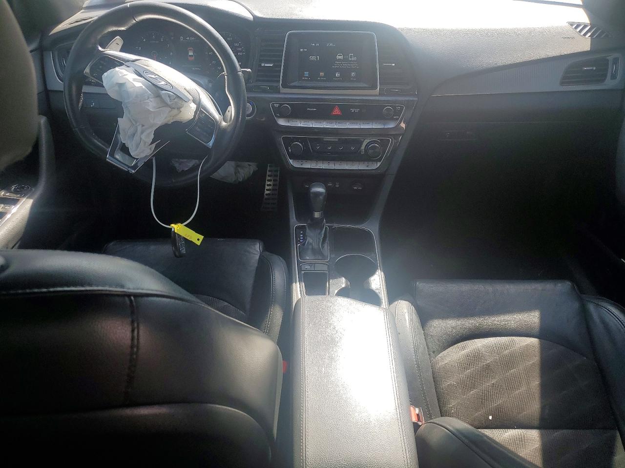 2018 HYUNDAI SONATA SPORT photo 8