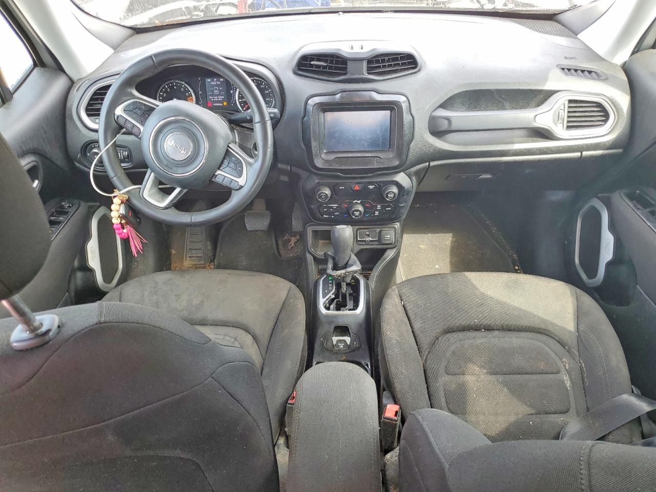2019 JEEP RENEGADE LATITUDE photo 15