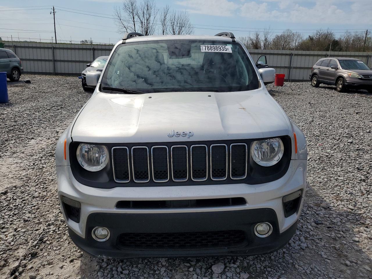 2019 JEEP RENEGADE LATITUDE photo 9