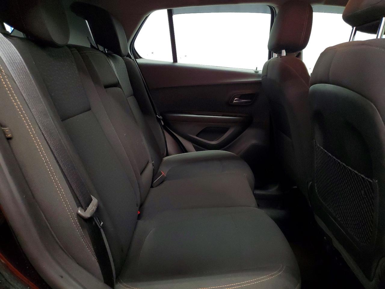 2018 CHEVROLET TRAX LS photo 31