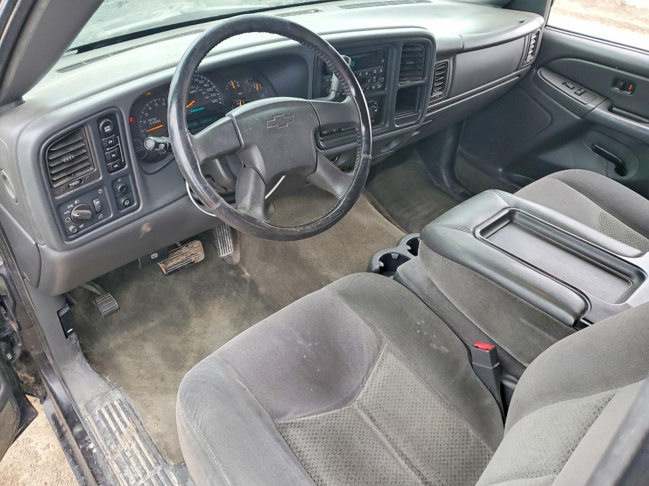 2005 CHEVROLET SILVERADO K1500 photo 8