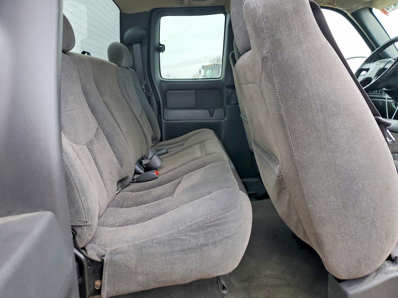 2005 CHEVROLET SILVERADO K1500 photo 10