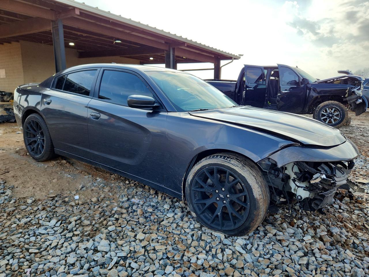 2018 DODGE CHARGER R photo 4