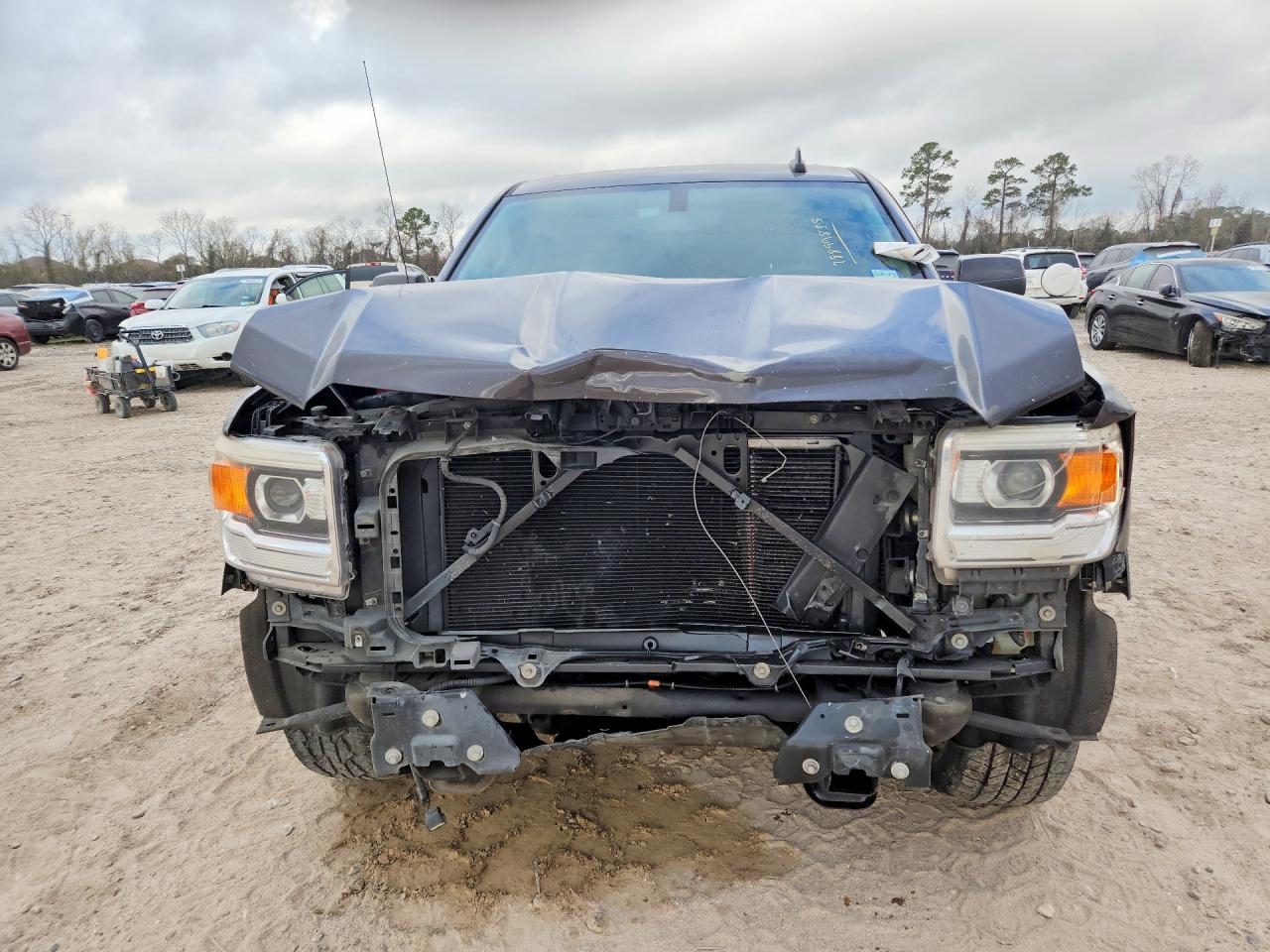 2015 GMC SIERRA C1500 SLE photo 9