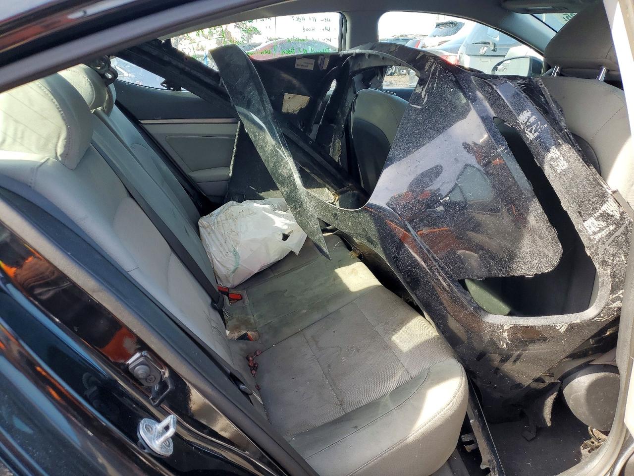 2017 HYUNDAI ELANTRA SE photo 19