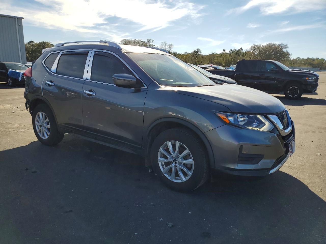 2019 NISSAN ROGUE SV photo 10