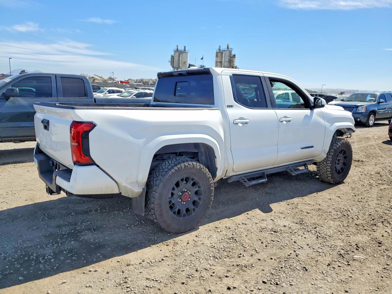 2024 TOYOTA TACOMA SR5 photo 5