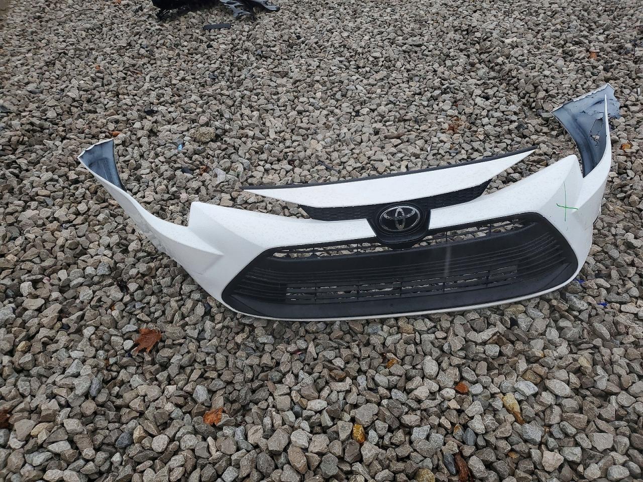 2023 TOYOTA COROLLA LE photo 23