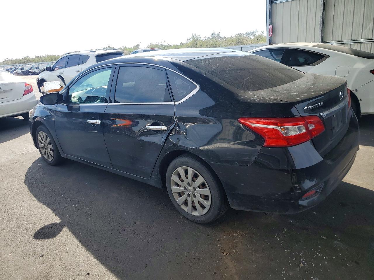 2018 NISSAN SENTRA S photo 2