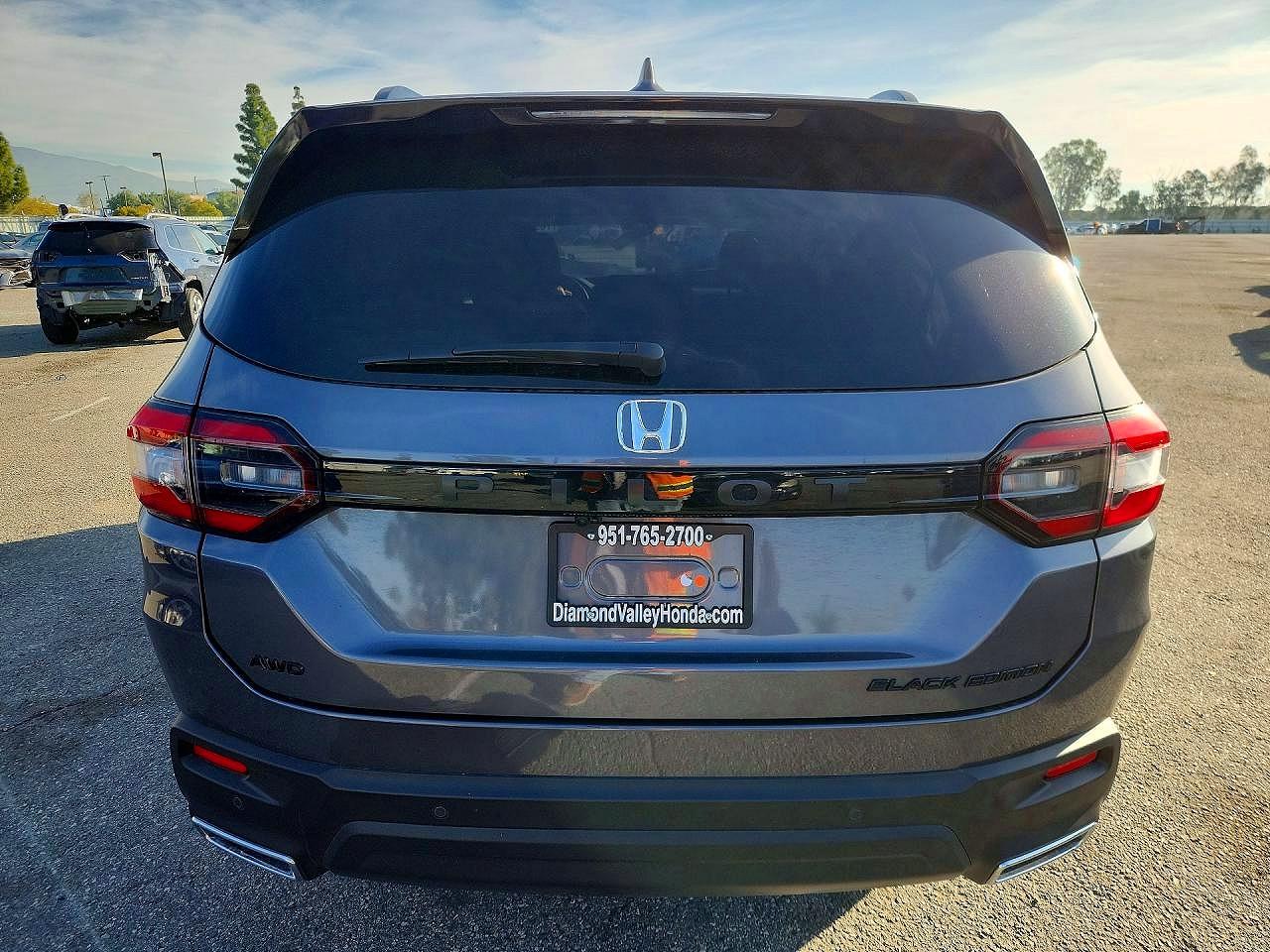 2025 HONDA PILOT BLACK photo 11