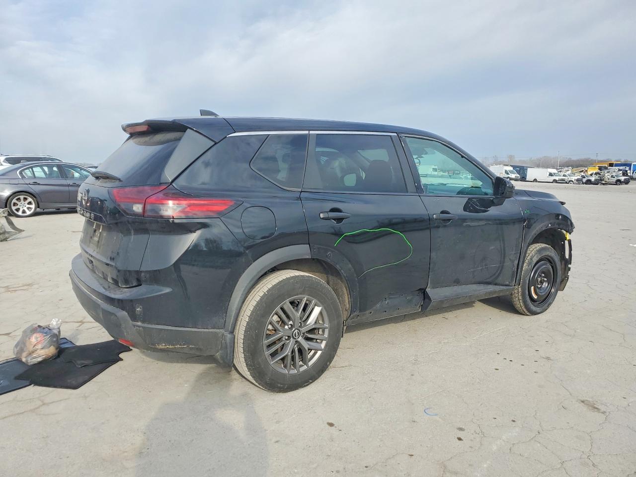 2024 NISSAN ROGUE S photo 5