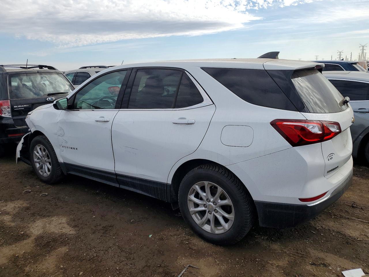 2020 CHEVROLET EQUINOX LT photo 3