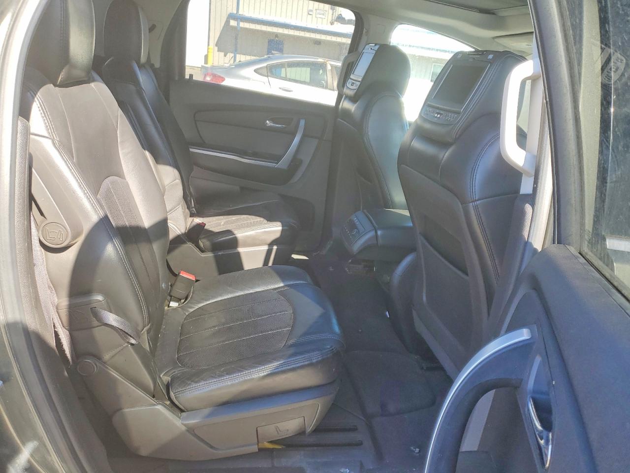 2011 GMC ACADIA SLT-2 photo 21