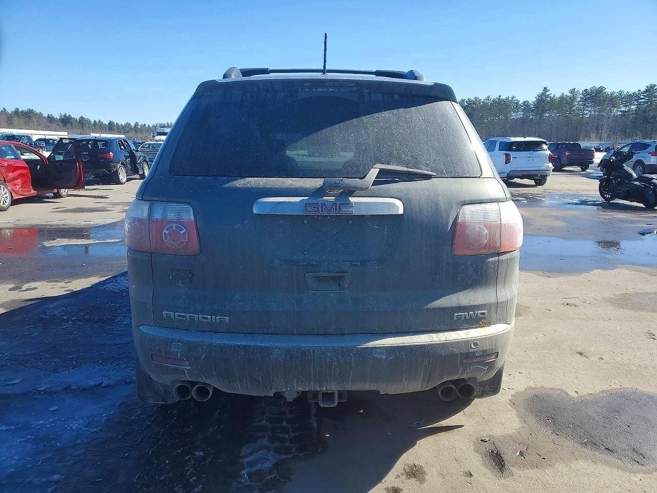 2011 GMC ACADIA SLT-2 photo 11