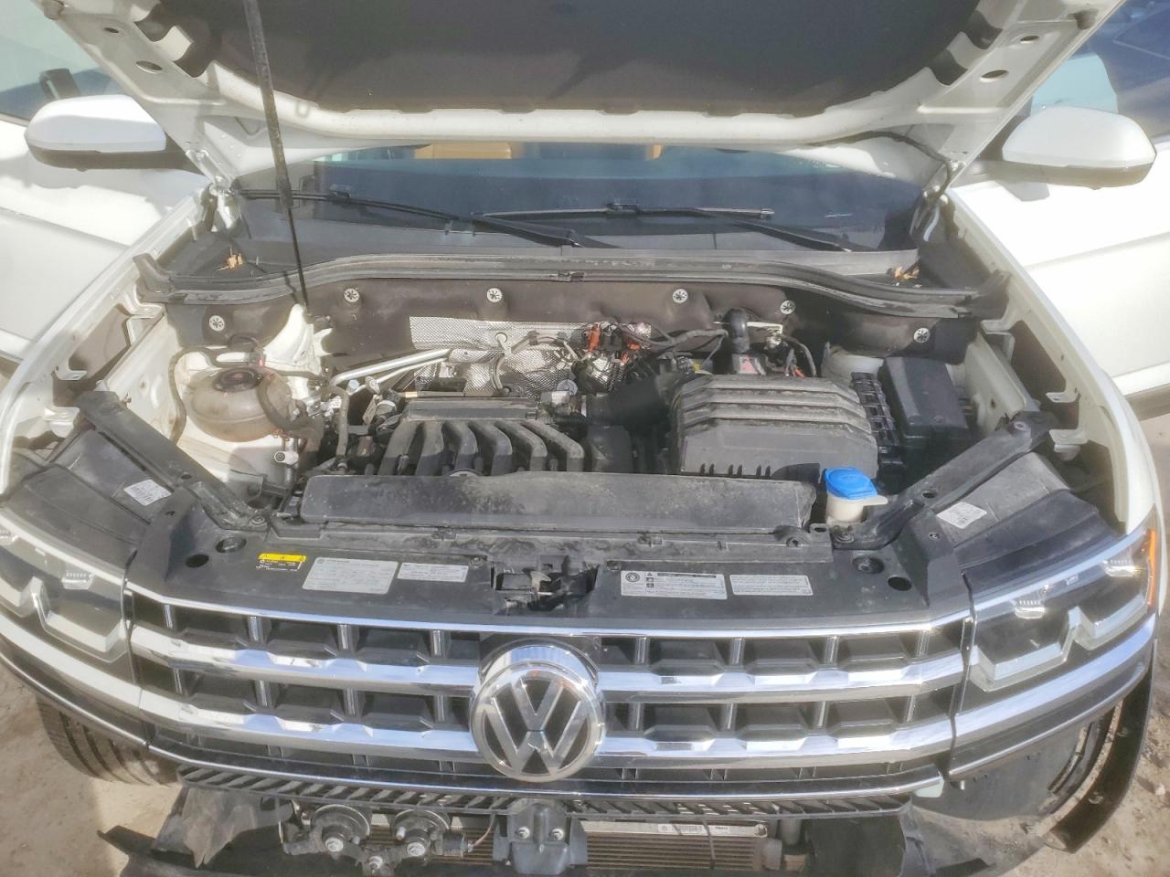 2018 VOLKSWAGEN ATLAS SEL PREMIUM photo 11